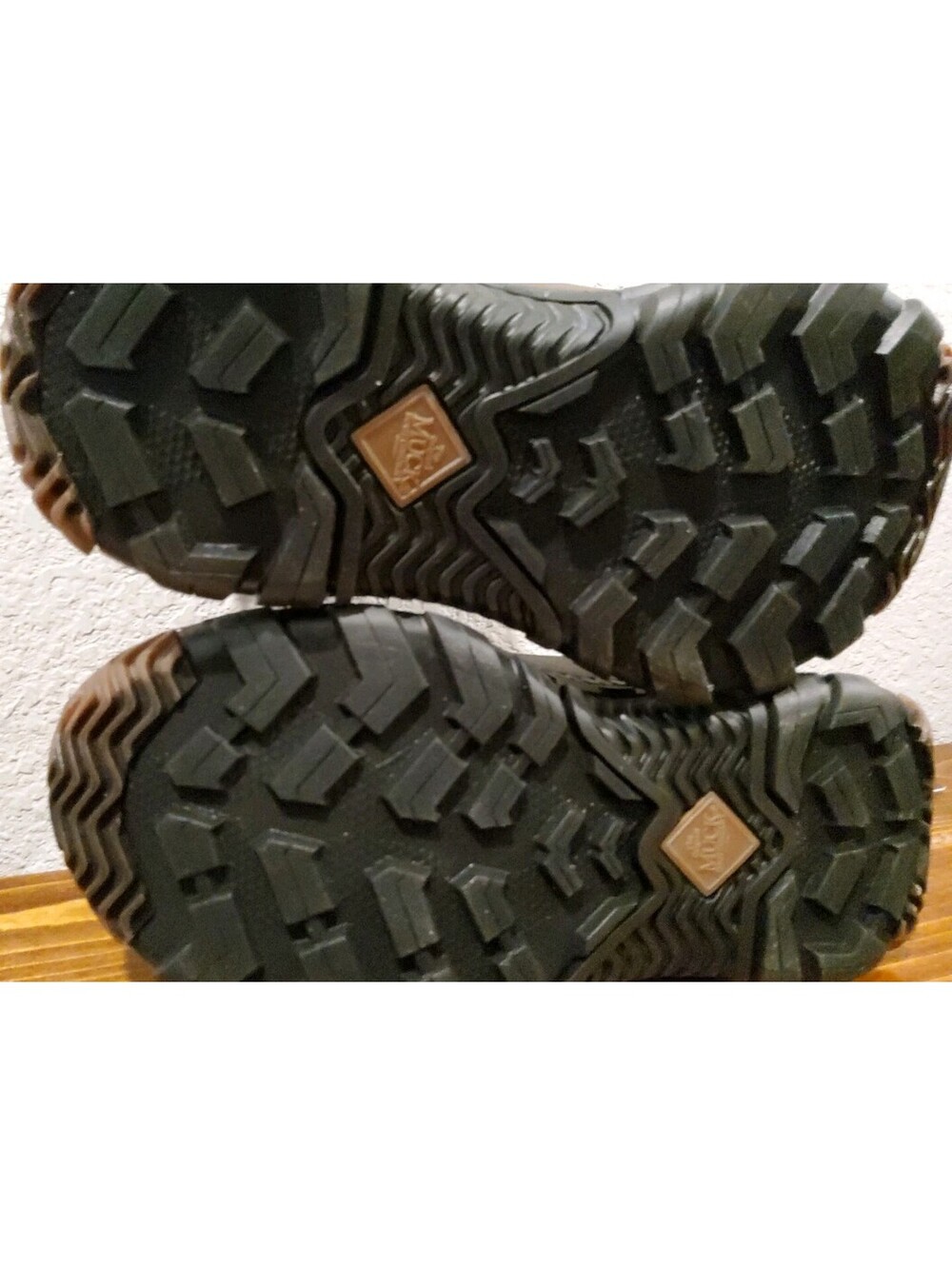 Th Original Muck Boot Outscape Max Ankle Slip On Women's Sz 5M Camouflage - Picture 9 of 11